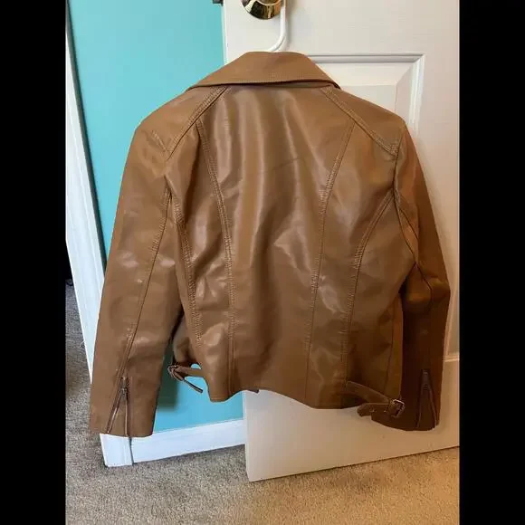 Jacket - Picture 2 of 3
